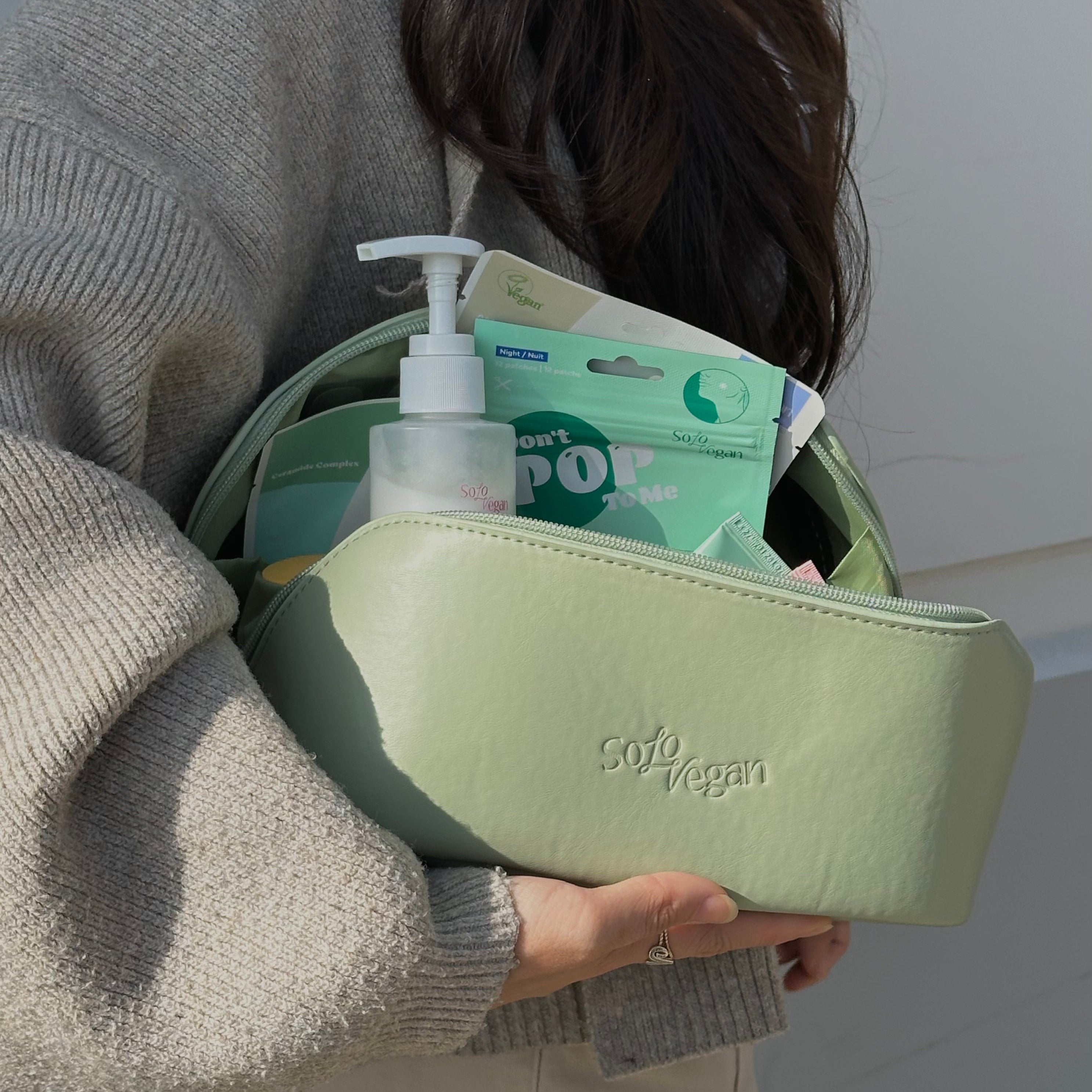 SoloVegan Elevated Green Skincare Bag